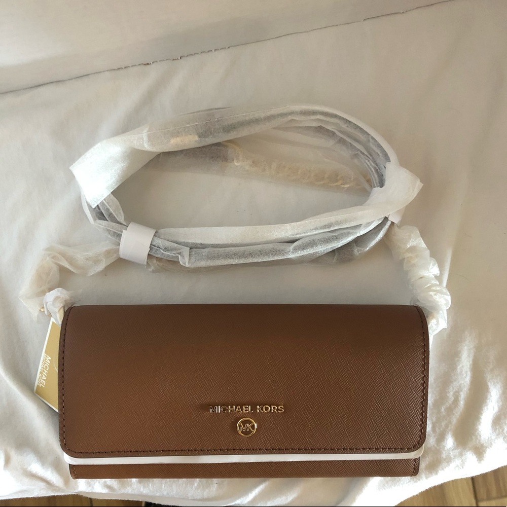 Michael Kors Wallet On A Chain